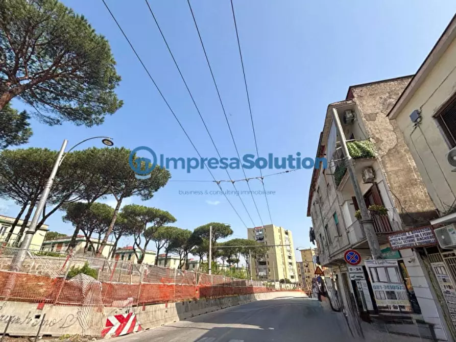 Immagine 3 di Negozio in affitto  in Viale Colli Aminei a Napoli