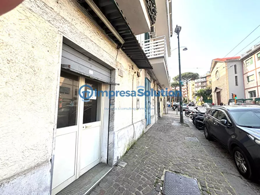 Immagine 8 di Negozio in affitto  in Viale Colli Aminei a Napoli