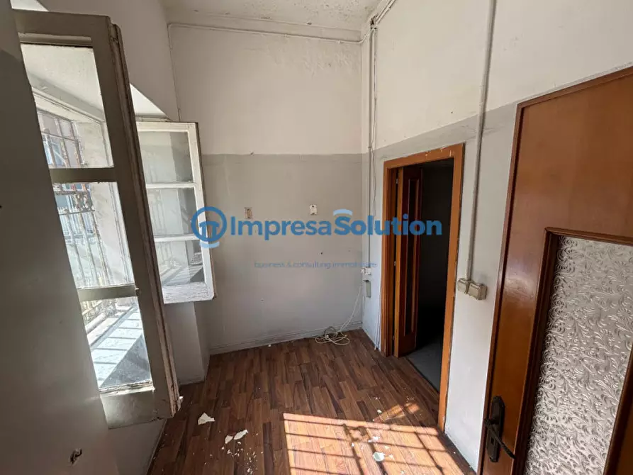 Immagine 13 di Negozio in affitto  in Viale Colli Aminei a Napoli