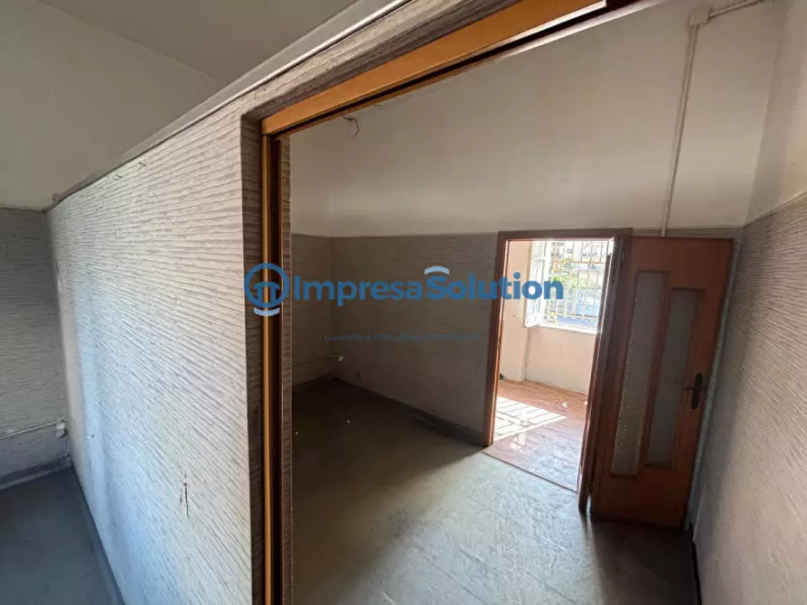 Immagine 22 di Negozio in affitto  in Viale Colli Aminei a Napoli