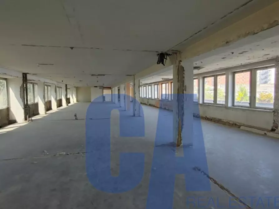 Immagine 4 di Ufficio in affitto  in VIA VALTELLINA a Milano