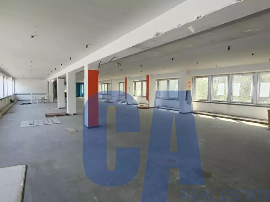 Immagine 5 di Ufficio in affitto  in VIA VALTELLINA a Milano