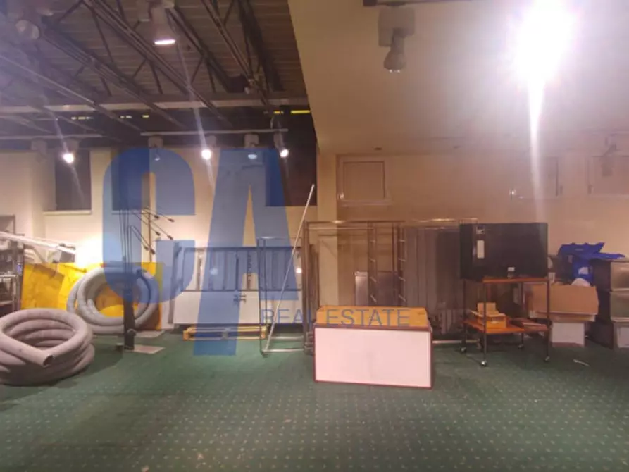 Immagine 4 di Ufficio in affitto  in VIA VALTELLINA a Milano