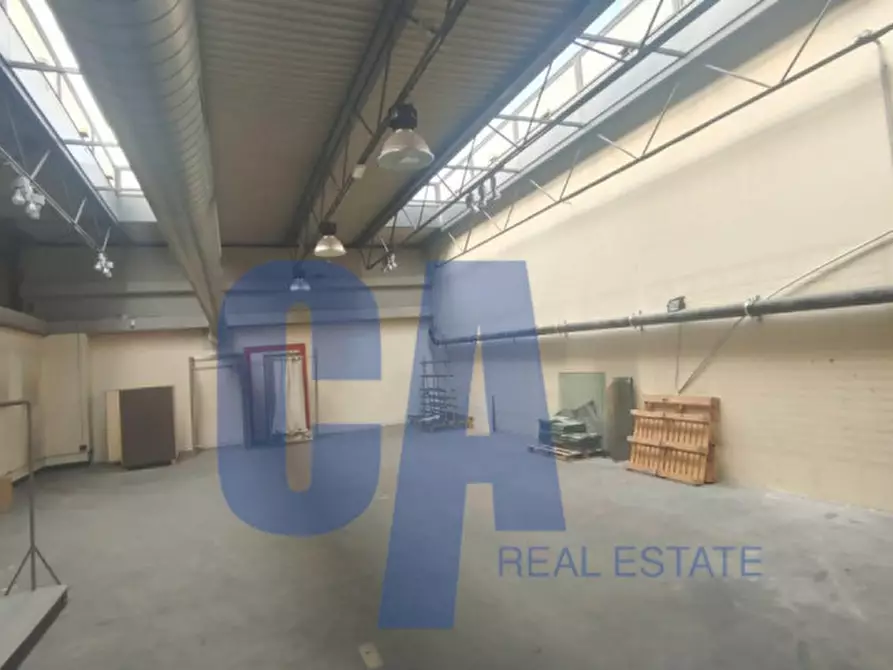 Immagine 19 di Ufficio in affitto  in VIA VALTELLINA a Milano