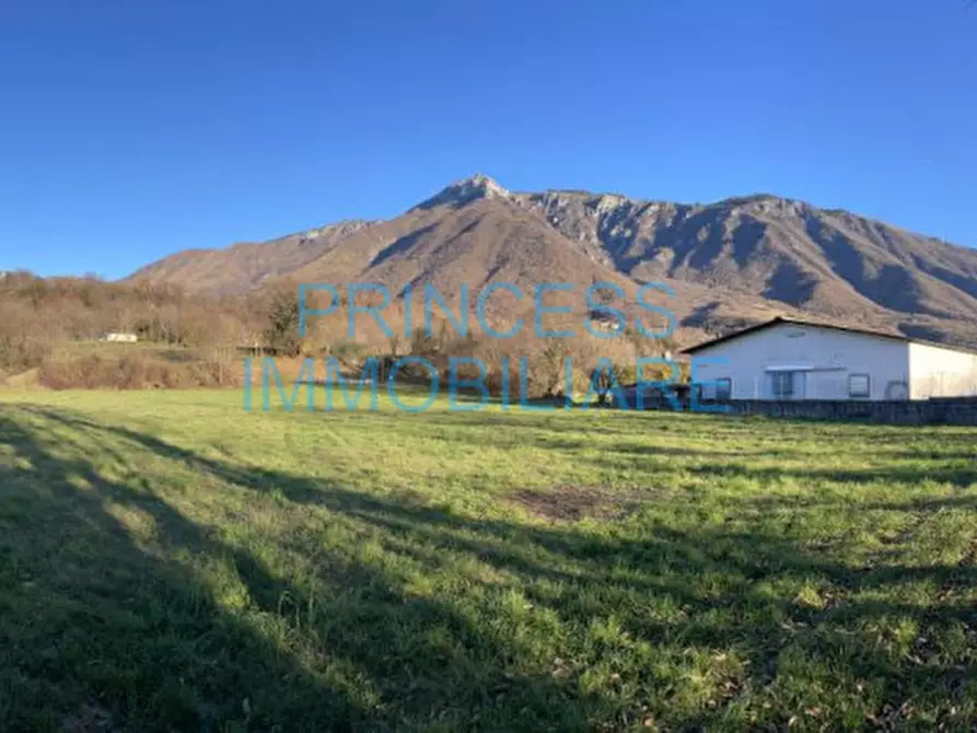 Immagine 2 di Terreno in vendita  a Caltrano