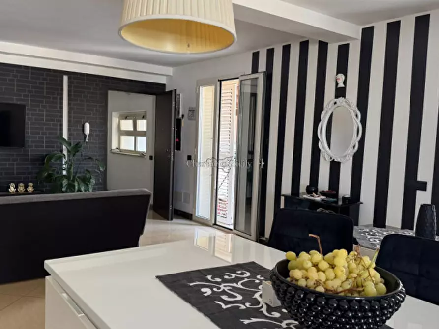 Immagine 5 di Attico in vendita  in Via Torino a Pozzallo