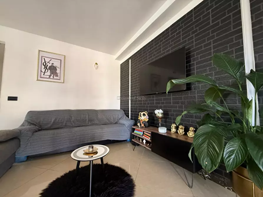 Immagine 10 di Attico in vendita  in Via Torino a Pozzallo