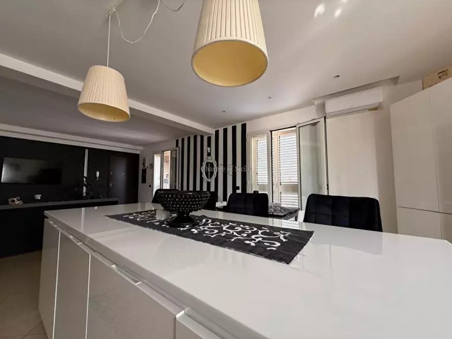 Immagine 14 di Attico in vendita  in Via Torino a Pozzallo