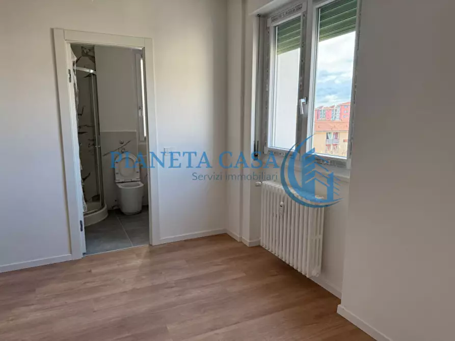 Immagine 9 di Appartamento in vendita  in Via Longarone 14 a Milano