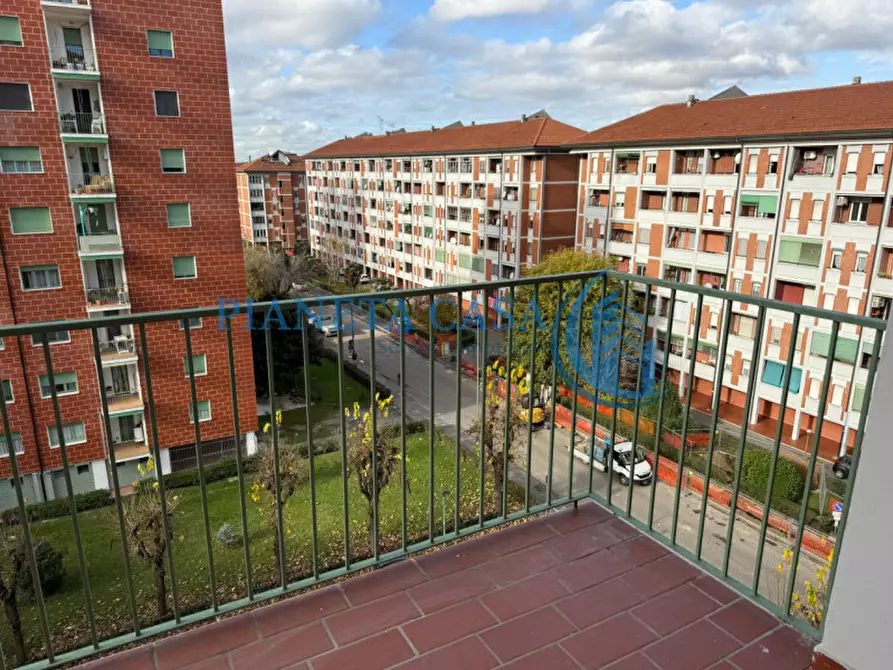 Immagine 12 di Appartamento in vendita  in Via Longarone 14 a Milano