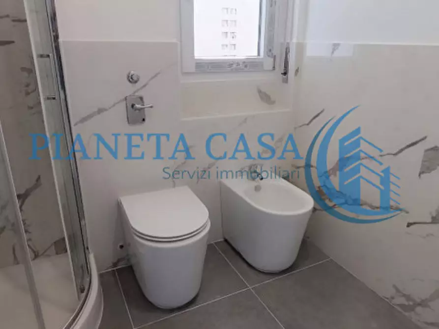 Immagine 15 di Appartamento in vendita  in Via Longarone 14 a Milano