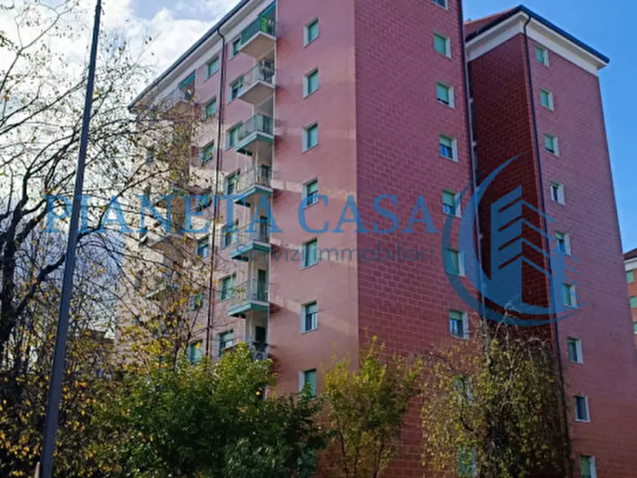Immagine 19 di Appartamento in vendita  in Via Longarone 14 a Milano