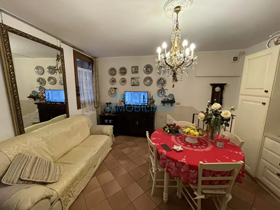 Immagine 2 di Appartamento in vendita  a Schio