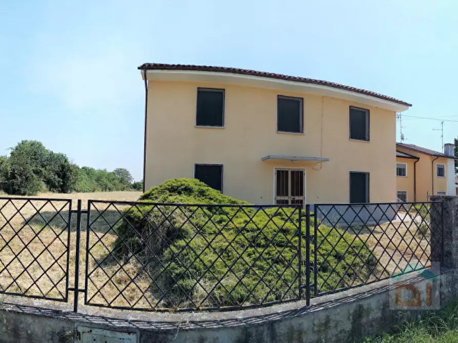 Immagine 1 di Casa indipendente in vendita  in Via Monte Santo 44 a Gonars