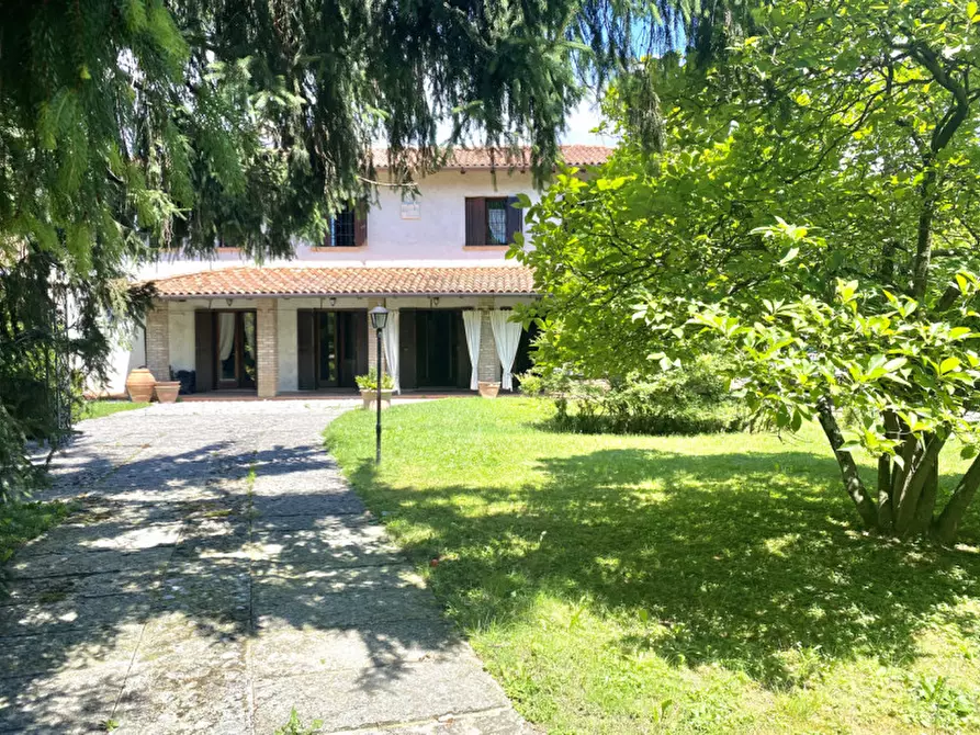 Immagine 1 di Villa in vendita  in VIA ARIOSTO a Scorze'