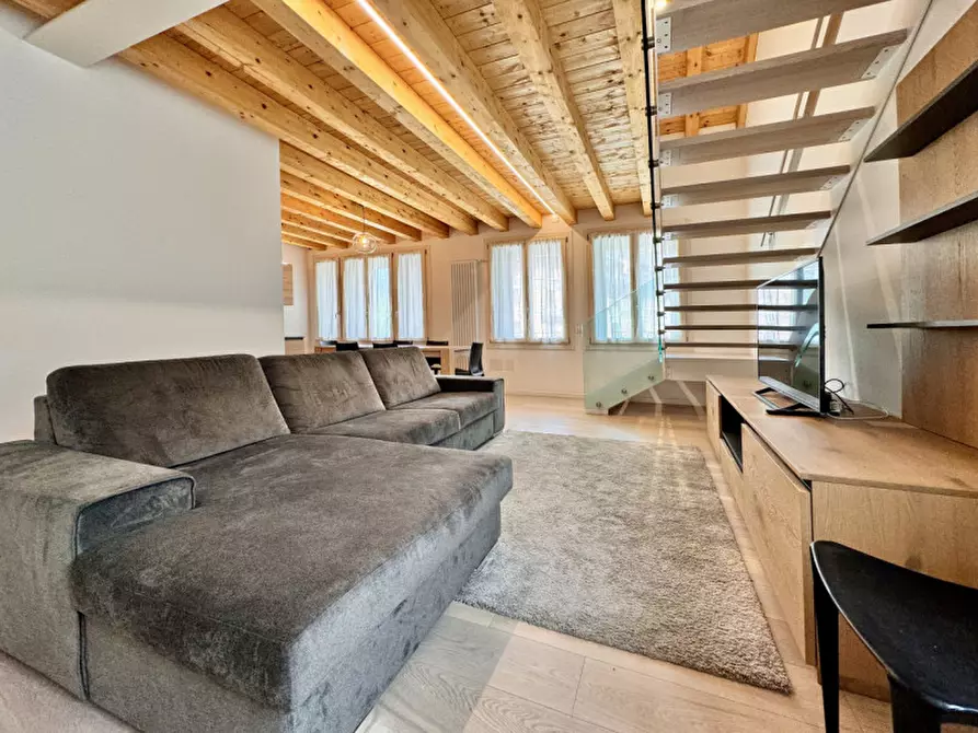 Immagine 10 di Attico in affitto  a Asiago