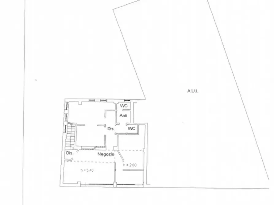 Immagine 15 di Negozio in vendita  in viale Margherita a Vicenza