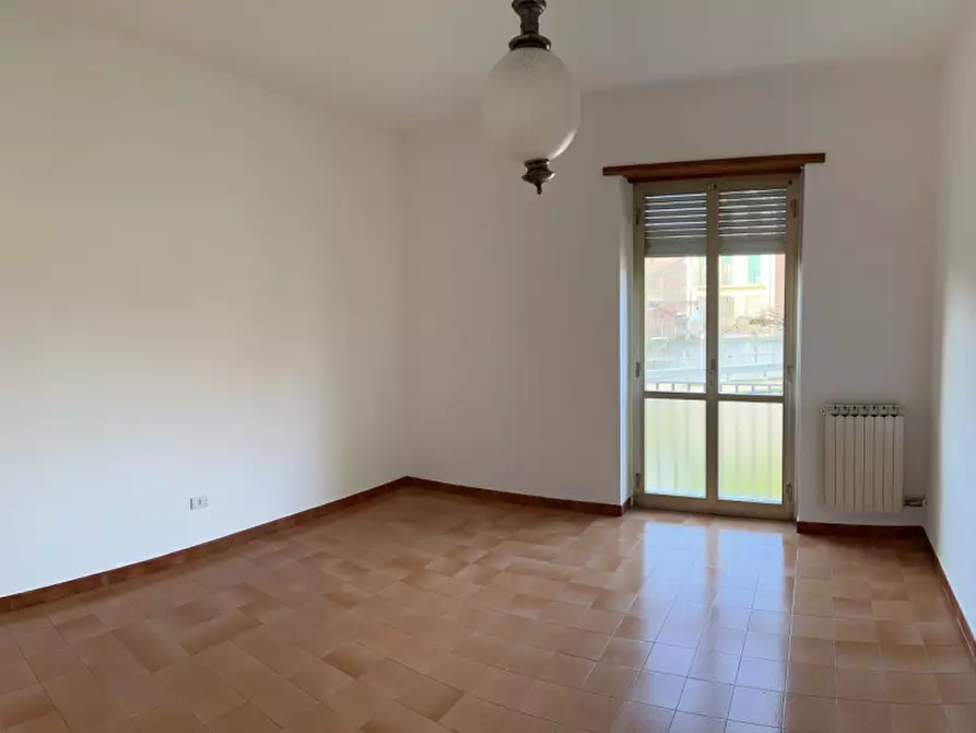 Immagine 1 di Appartamento in affitto  in strada osteria a Alba