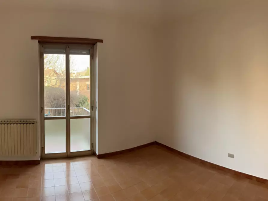 Immagine 2 di Appartamento in affitto  in strada osteria a Alba