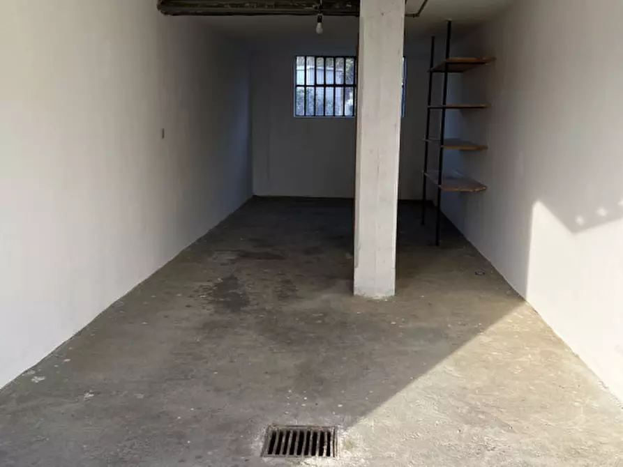 Immagine 12 di Appartamento in affitto  in strada osteria a Alba