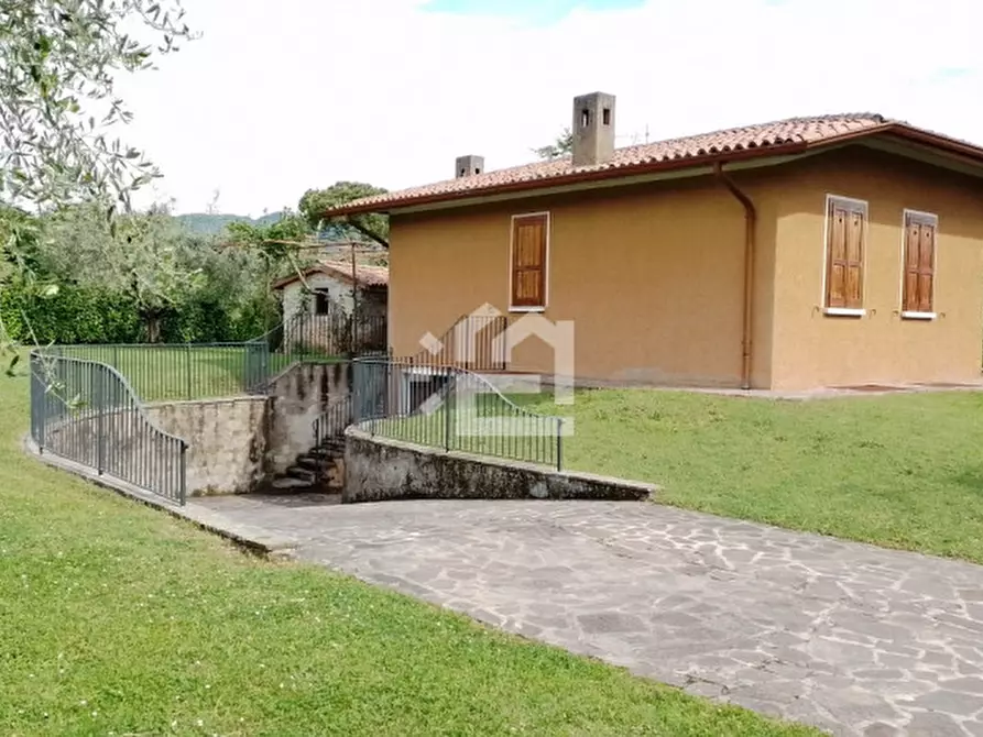 Immagine 1 di Villa in affitto  in san fermo a San Felice Del Benaco