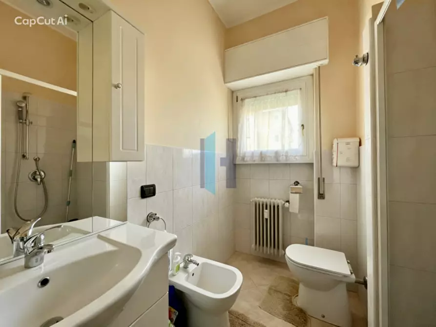 Immagine 11 di Appartamento in vendita  a Brescia