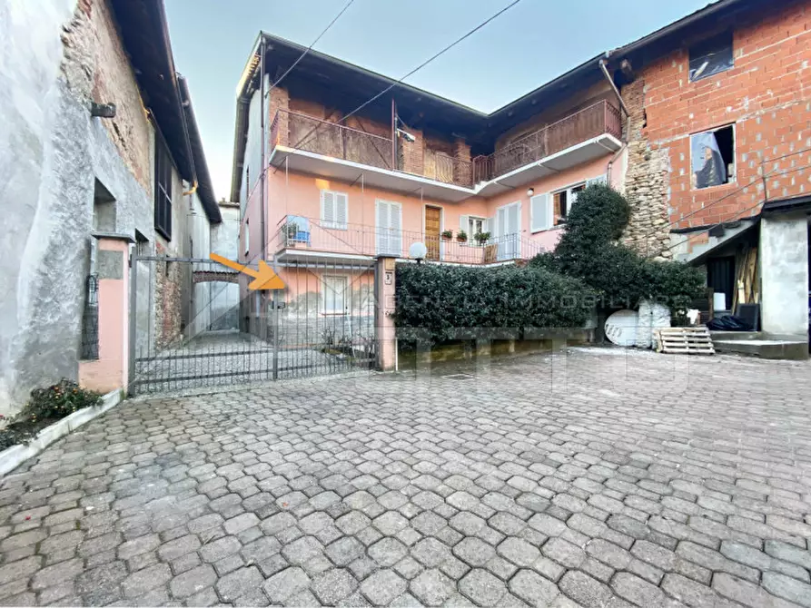 Immagine 1 di Appartamento in vendita  in GARGALLO Via Vittorio Emanuele n 25 a Gargallo