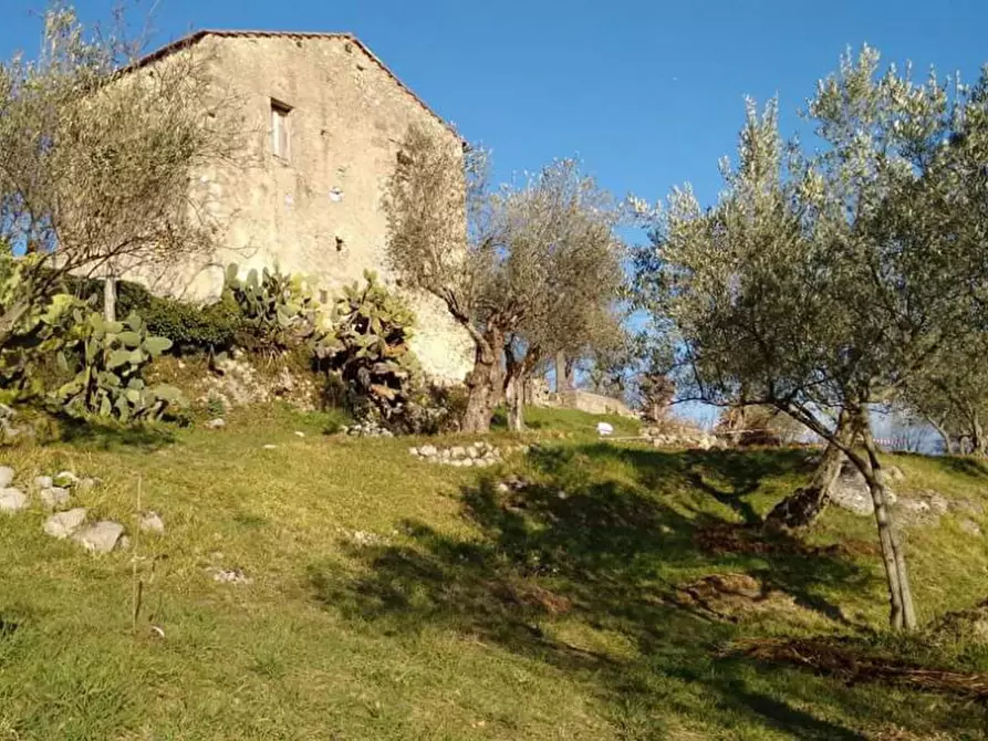 Immagine 5 di Rustico / casale in vendita  a Fontechiari