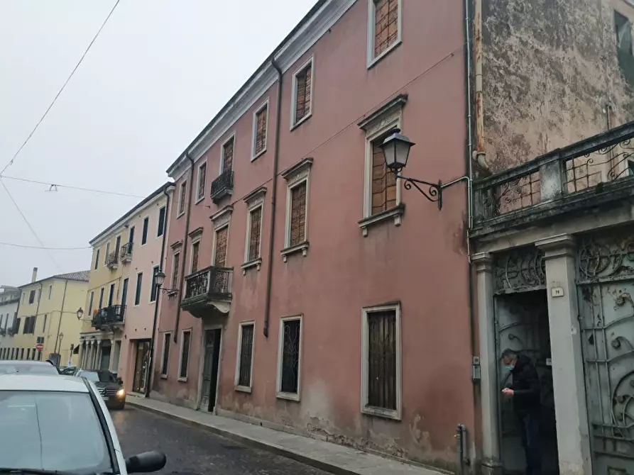 Immagine 1 di Palazzo in vendita  a Monselice