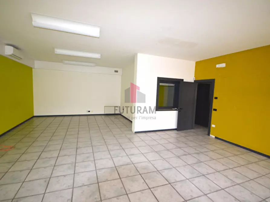 Immagine 2 di Ufficio in affitto  in via vicario a Barbarano Mossano