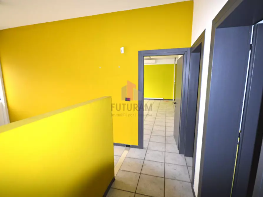 Immagine 8 di Ufficio in affitto  in via vicario a Barbarano Mossano