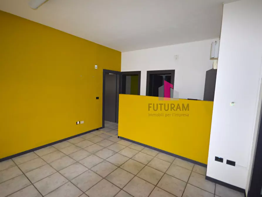Immagine 16 di Ufficio in affitto  in via vicario a Barbarano Mossano