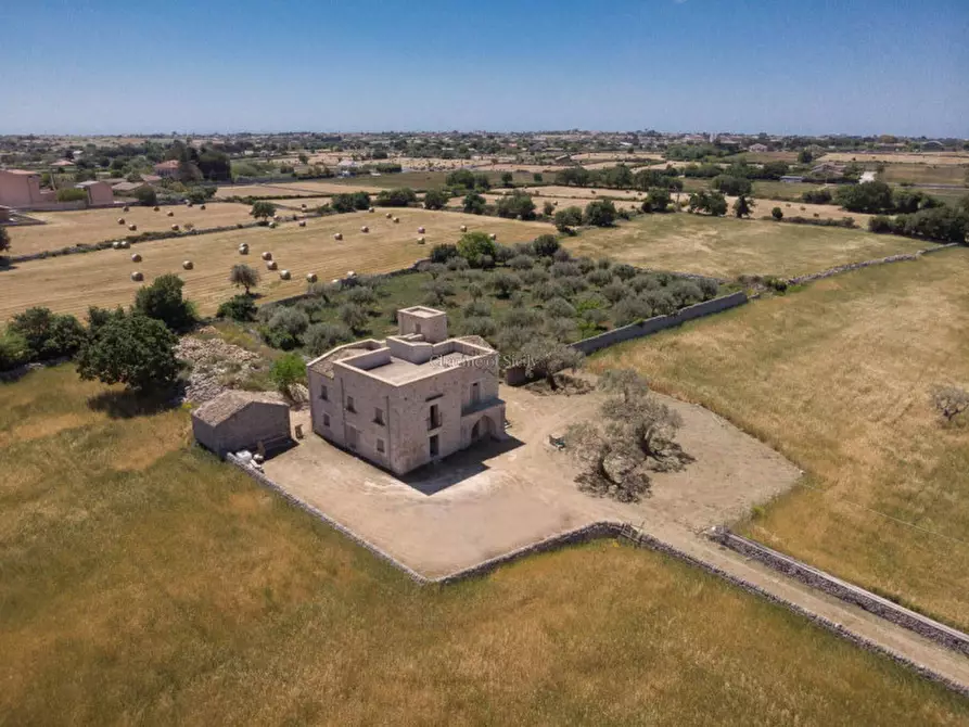 Immagine 25 di Rustico / casale in vendita  in Via Comunale Sant'Elena Pizzilli a Modica