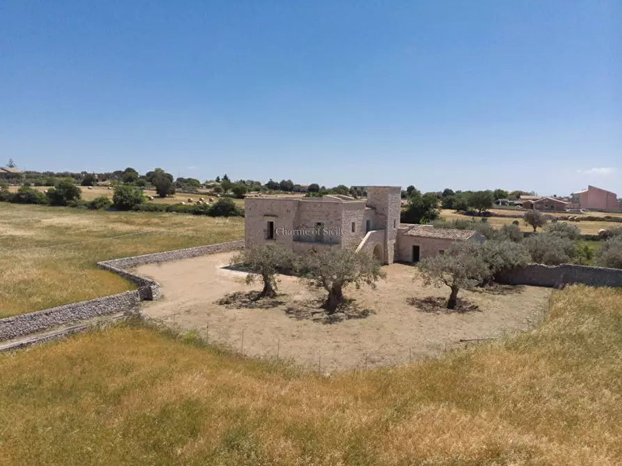 Immagine 30 di Rustico / casale in vendita  in Via Comunale Sant'Elena Pizzilli a Modica