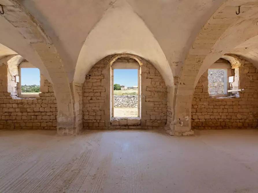 Immagine 36 di Rustico / casale in vendita  in Via Comunale Sant'Elena Pizzilli a Modica