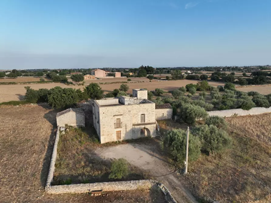 Immagine 44 di Rustico / casale in vendita  in Via Comunale Sant'Elena Pizzilli a Modica
