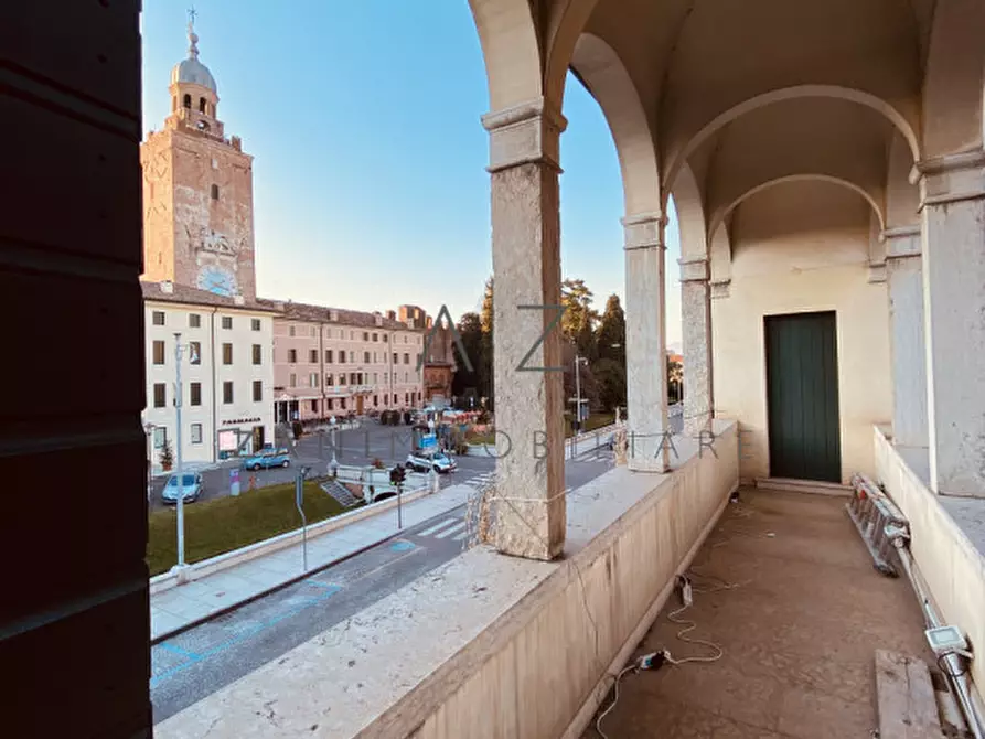 Immagine 1 di Ufficio in affitto  in Corso XXXIX Aprile a Castelfranco Veneto