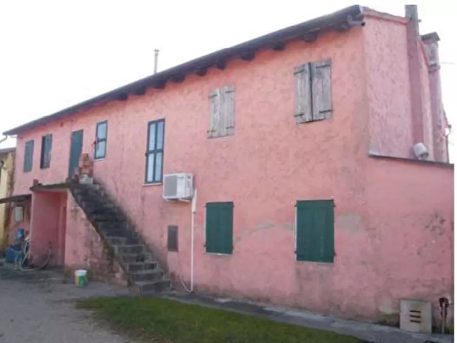 Immagine 1 di Rustico / casale in vendita  in Via Fossetta a Resana