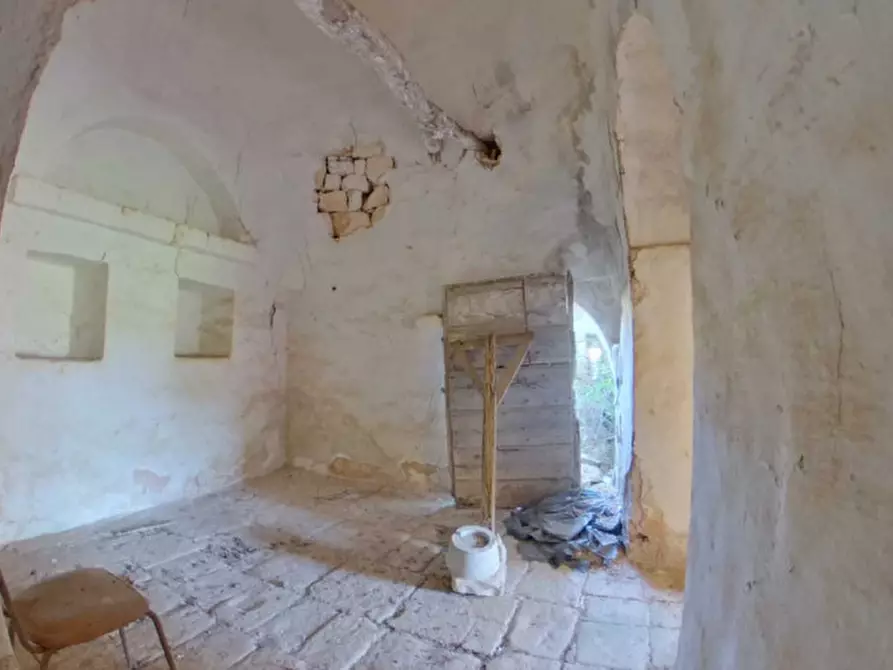 Immagine 18 di Rustico / casale in vendita  in Trito a Locorotondo