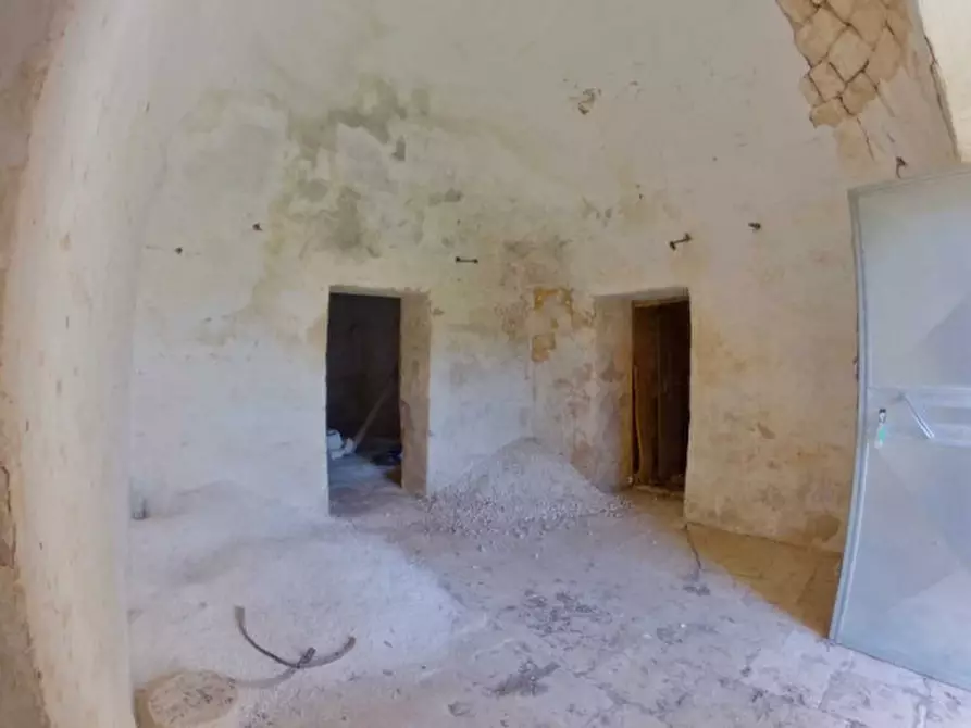 Immagine 26 di Rustico / casale in vendita  in Trito a Locorotondo