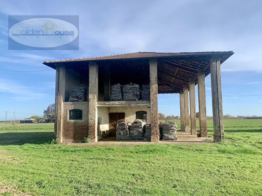 Immagine 4 di Rustico / casale in vendita  in Via Pilastrina a Argenta