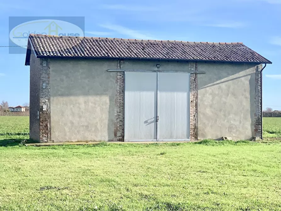 Immagine 7 di Rustico / casale in vendita  in Via Pilastrina a Argenta