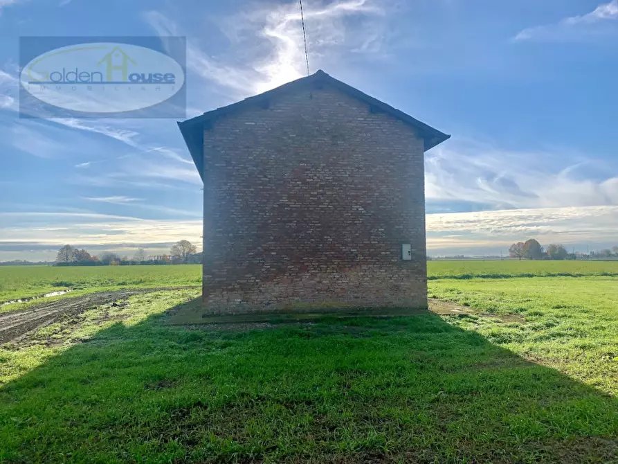 Immagine 8 di Rustico / casale in vendita  in Via Pilastrina a Argenta