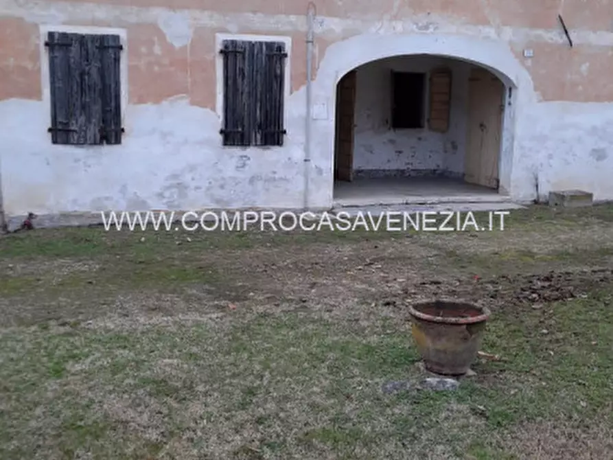Immagine 2 di Rustico / casale in vendita  in via POSTUMIA EST a San Biagio Di Callalta