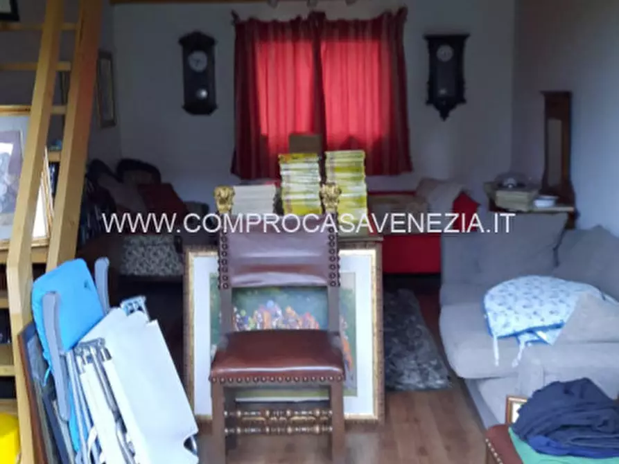 Immagine 9 di Rustico / casale in vendita  in via POSTUMIA EST a San Biagio Di Callalta