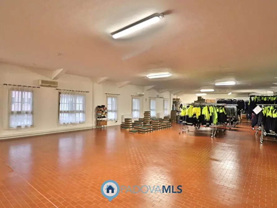 Immagine 6 di Magazzino in vendita  in Via Podestarile n. 2/A a Padova