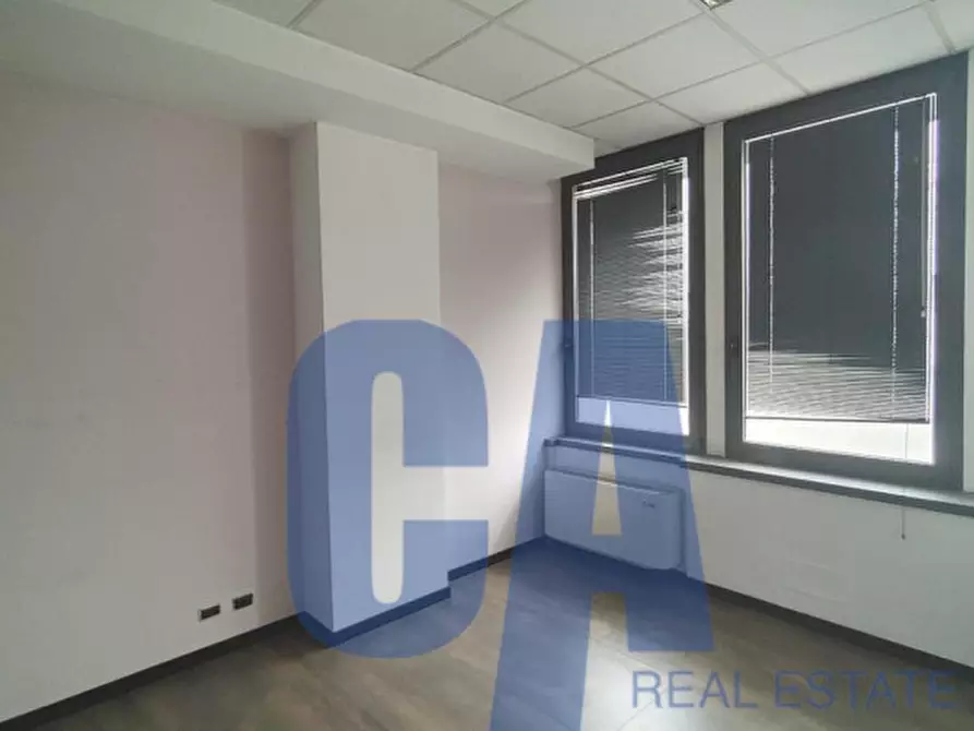 Immagine 2 di Ufficio in affitto  in VIA VERDI G. a Caponago