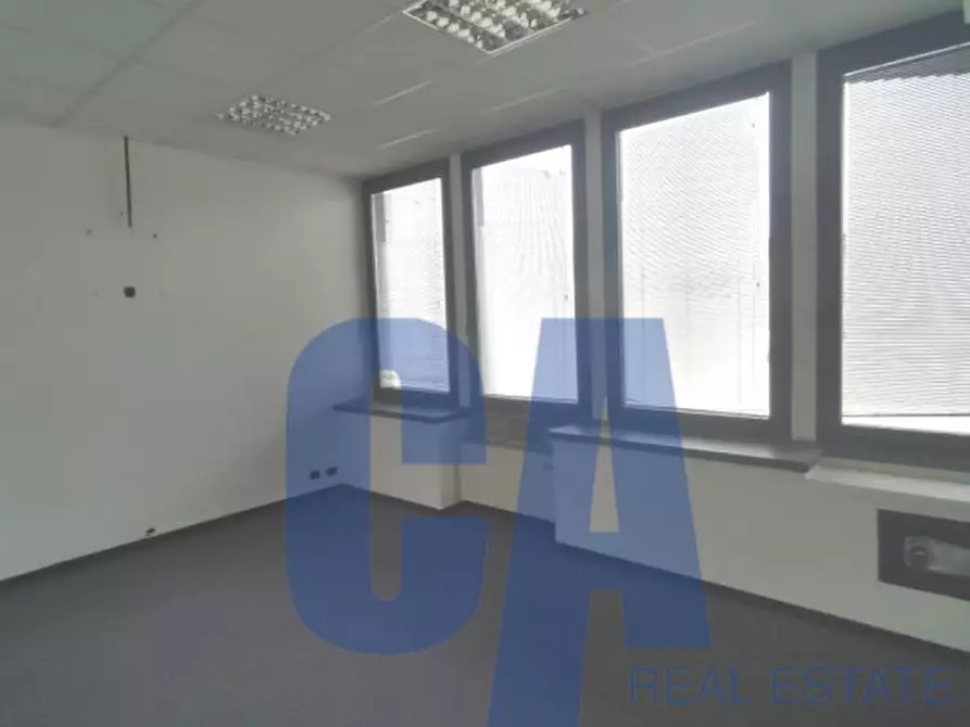 Immagine 9 di Ufficio in affitto  in VIA VERDI G. a Caponago