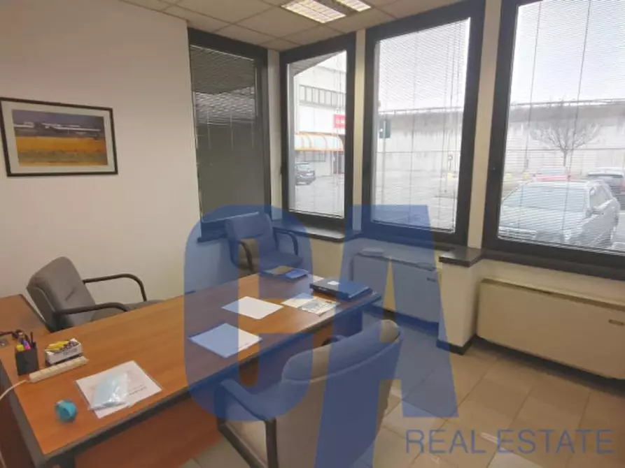 Immagine 12 di Ufficio in affitto  in VIA VERDI G. a Caponago