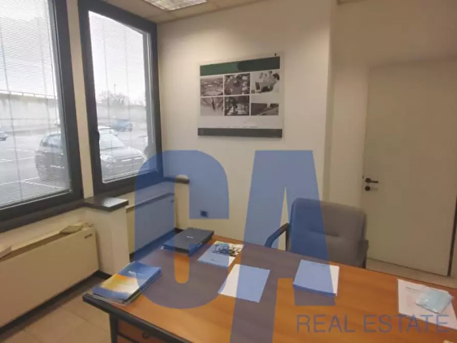 Immagine 23 di Ufficio in affitto  in VIA VERDI G. a Caponago